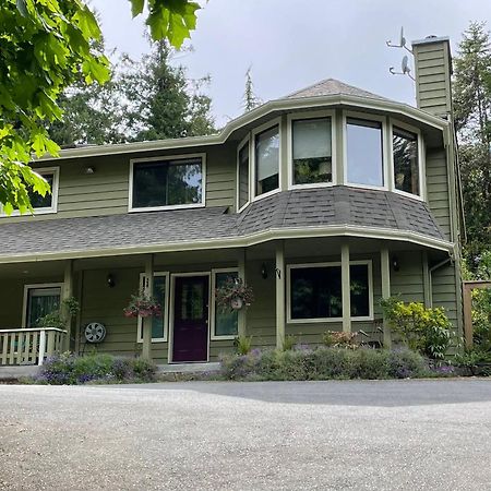 Oceanspray Hideaway Apartamento North Saanich Exterior foto